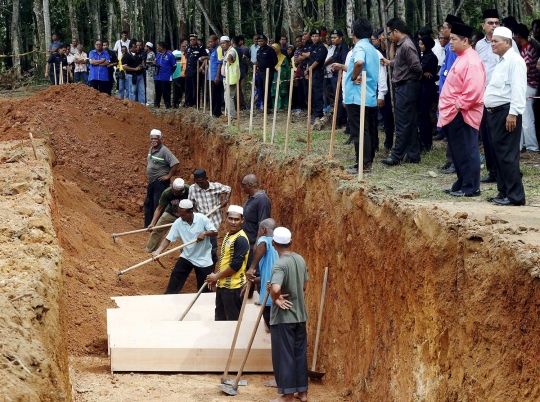 Malaysia makamkan 21 jenazah Rohingya tak dikenal