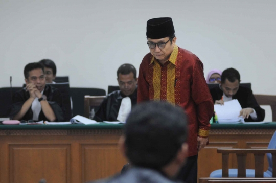 Kesaksian pejabat ESDM di sidang korupsi Waryono Karno