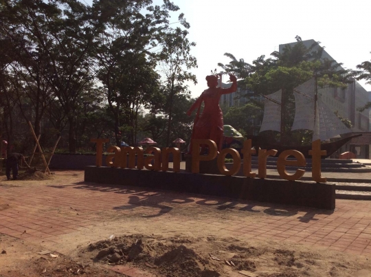 Bersantai dan berekspresi di Taman Potret Tangerang