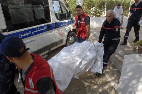 Sedang asyik berlibur, 27 turis di Tunisia tewas diberondong peluru