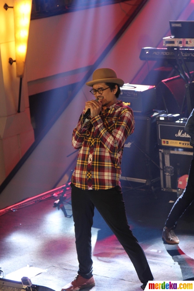 Foto : Aksi Sheila On 7 gebrak panggung Jazzy Nite di 