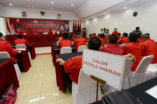 Megawati buka sekolah partai untuk calon kepala daerah PDIP