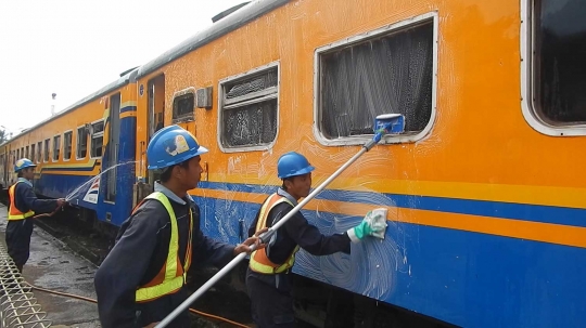 Persiapan Mudik, PT KAI Daop 5 Purwokerto percantik armadanya