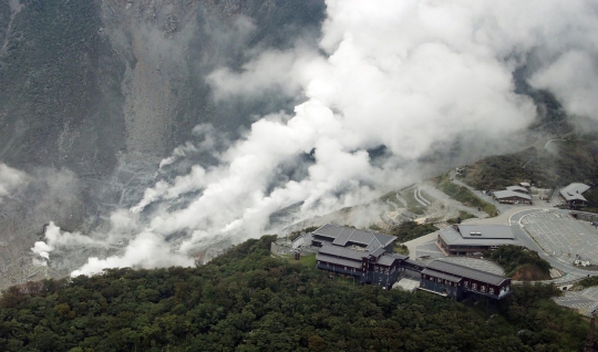 Aktivitas vulkanik Gunung Hakone kembali ancam warga Tokyo