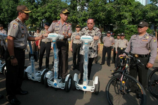 Polda Metro Jaya mendapat hibah sepeda dan otoped elektrik