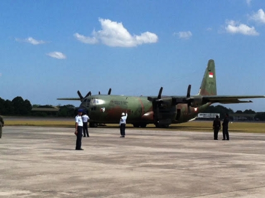 Pesawat pembawa 8 jenazah korban Hercules tiba di Yogya
