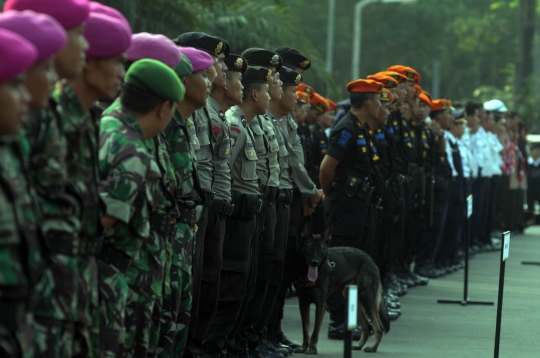 Jonan pimpin apel siaga arus mudik Lebaran 2015 di Stasiun Gambir