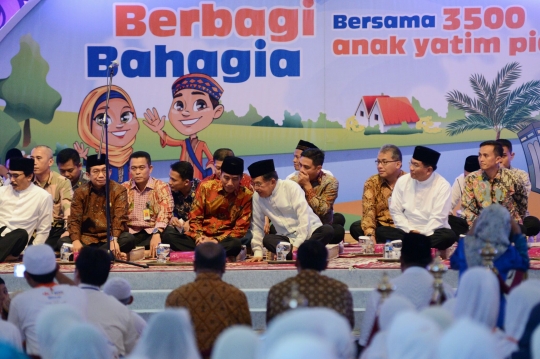 Keceriaan ribuan anak yatim piatu buka puasa bersama Jokowi-JK