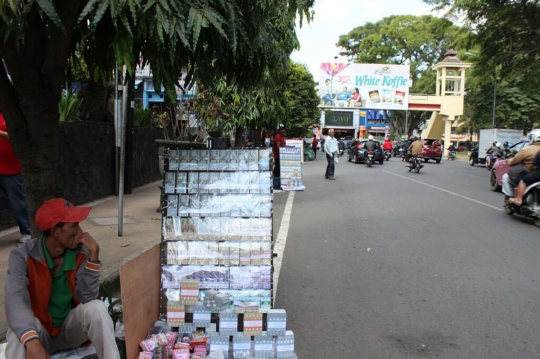 Jelang Lebaran, jasa penukaran uang mulai menjamur di Malang
