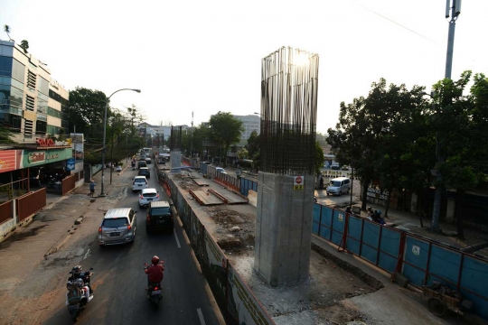 Menengok perkembangan jalan layang khusus busway di Tendean