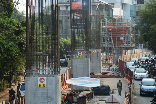 Menengok perkembangan jalan layang khusus busway di Tendean