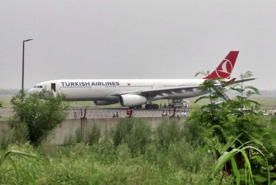 Diancam bom, Turkish Airlines mendarat darurat di India