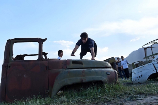 Melihat lincahnya aksi parkour pemuda Afghanistan