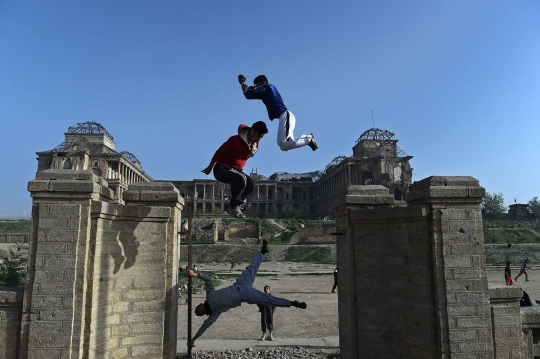 Melihat lincahnya aksi parkour pemuda Afghanistan