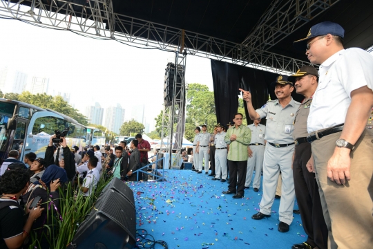 Menhub dan Kapolri lepas 30 ribu pemudik gratis di Senayan