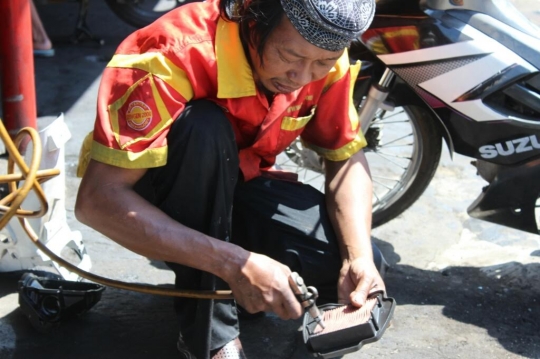 Servis naik, bengkel motor di Malang laris manis menjelang Lebaran