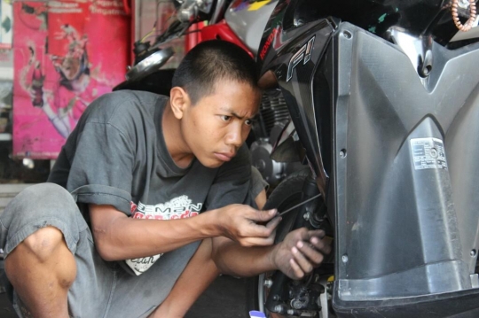Servis naik, bengkel motor di Malang laris manis menjelang Lebaran