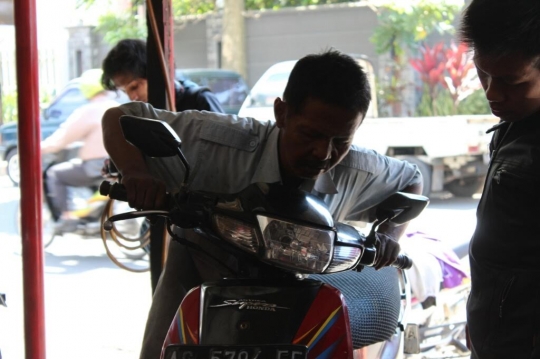 Servis naik, bengkel motor di Malang laris manis menjelang Lebaran