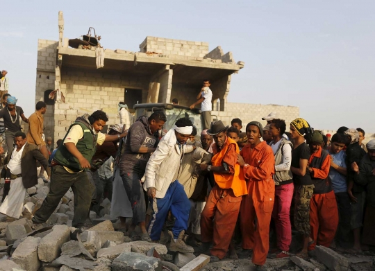 3 Misil koalisi Saudi kembali tewaskan puluhan orang di Yaman