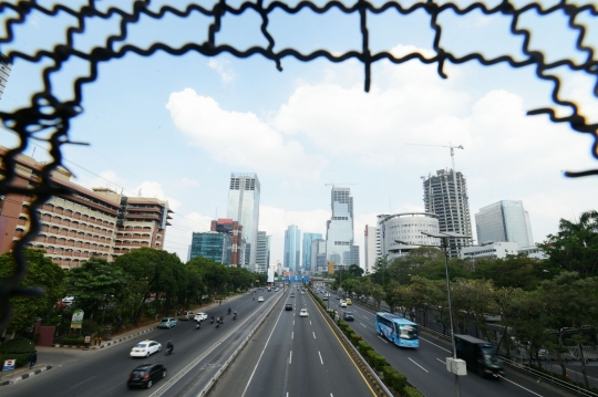 Libur Lebaran, jalan langganan macet di Jakarta kini lengang