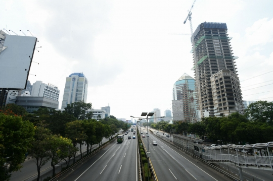 Libur Lebaran, jalan langganan macet di Jakarta kini lengang