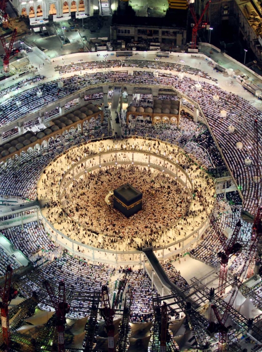 Keindahan malam takbir di Masjidil Haram