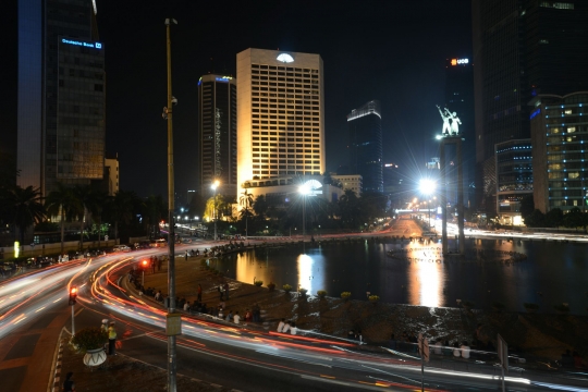 Berbagai pelanggaran lalu-lintas hiasi malam takbiran di Bundaran HI