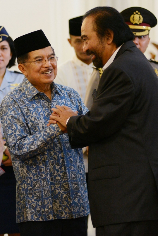 Tokoh nasional hingga orang biasa hadiri open house di Istana Wapres