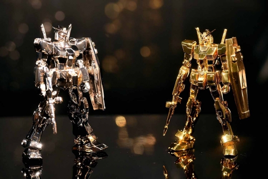 Robot Gundam terbuat dari emas murni ini harganya selangit