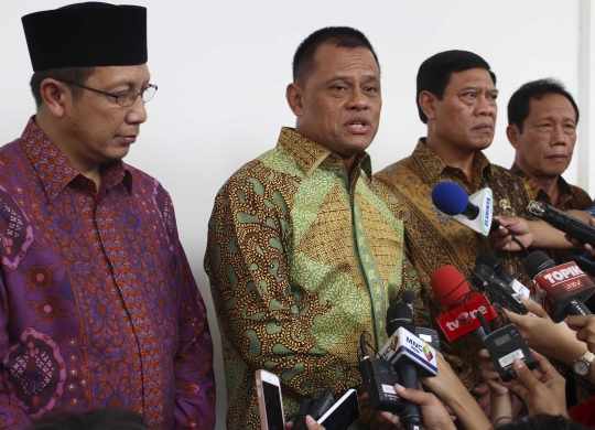 Panglima TNI dan jajaran menteri siap selesaikan insiden Tolikara