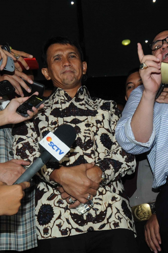Wajah letih Gubernur Sumut usai diperiksa KPK selama 12 jam