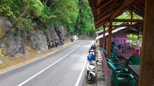 Menikmati sejuknya pemandangan alam Aceh dari Puncak Geureute