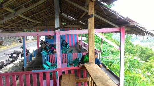 Menikmati sejuknya pemandangan alam Aceh dari Puncak Geureute