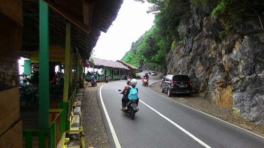 Menikmati sejuknya pemandangan alam Aceh dari Puncak Geureute