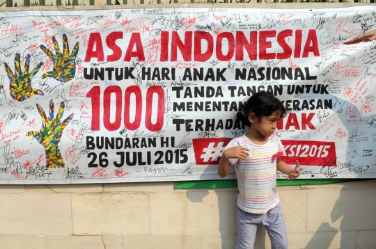 Aksi seribu tandatangan menentang kekerasan terhadap anak di HI