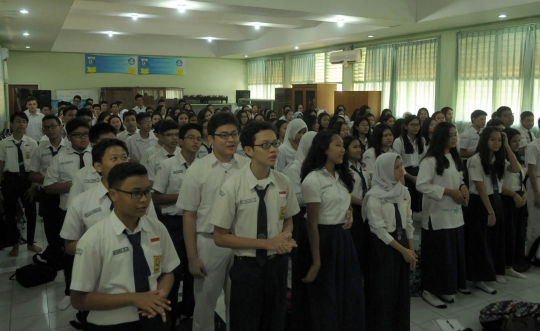 Suasana hari pertama sekolah di Tahun Ajaran 2015-2016