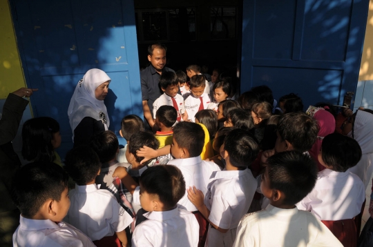 Suasana hari pertama sekolah di Tahun Ajaran 2015-2016