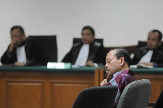 Sutan Bhatoegana dituntut 11 tahun penjara terkait suap ESDM