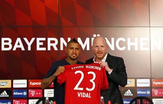 Semringah Arturo Vidal resmi berkostum Bayern Munich