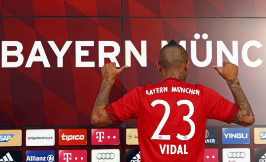 Semringah Arturo Vidal resmi berkostum Bayern Munich