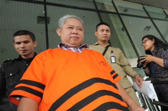 Usai diperiksa di KPK, tersangka Majelis Hakim PTUN Medan membisu