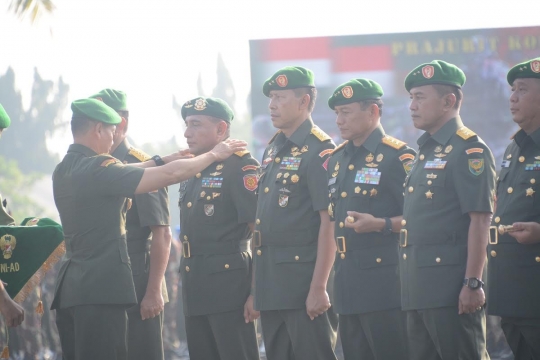 KASAD serahkan jabatan Panglima Kostrad di Cilodong