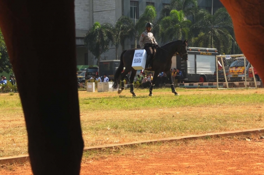 Aksi puluhan polisi gelar simulasi pengamanan Pilkada serentak