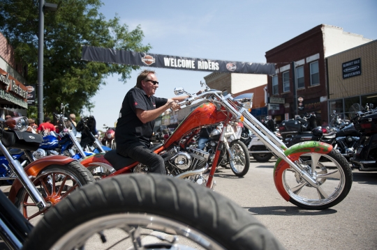 Kemeriahan pesta penggila motor gede di Sturgis Motorcycle Rally