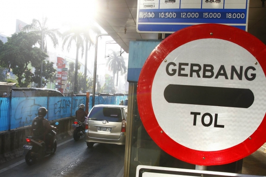 Meski motor masuk Tol JORR, lalu lintas di Fatmawati tetap macet