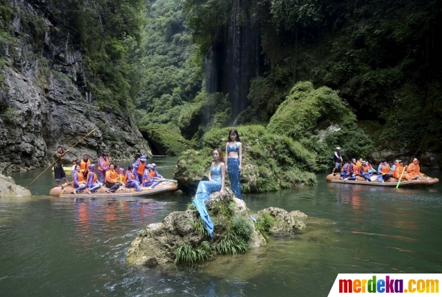 Foto : Mengintip putri duyung berenang di Sungai Yongshun 