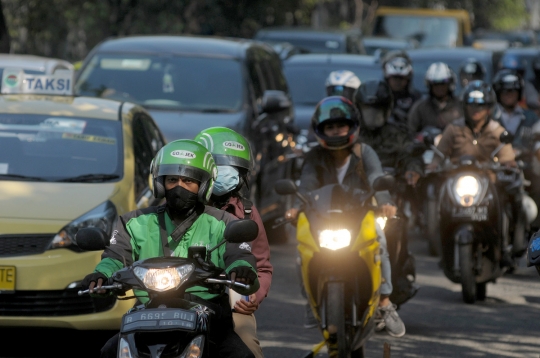 Potret driver Go-Jek tetap eksis meski belum legal