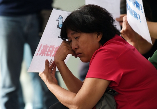 Puing di La Reunion dipastikan MH370, keluarga korban histeris