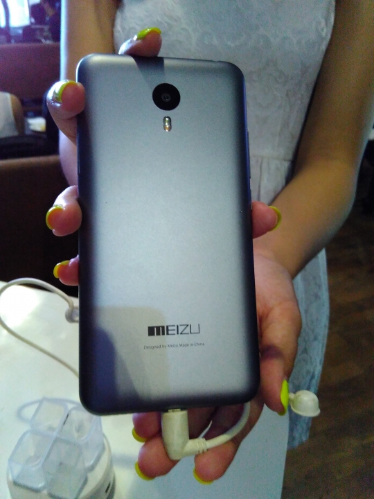 Ini tampilan smartphone Meizu M2 Note