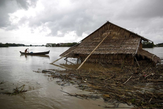 Luapan banjir di Myanmar makin parah